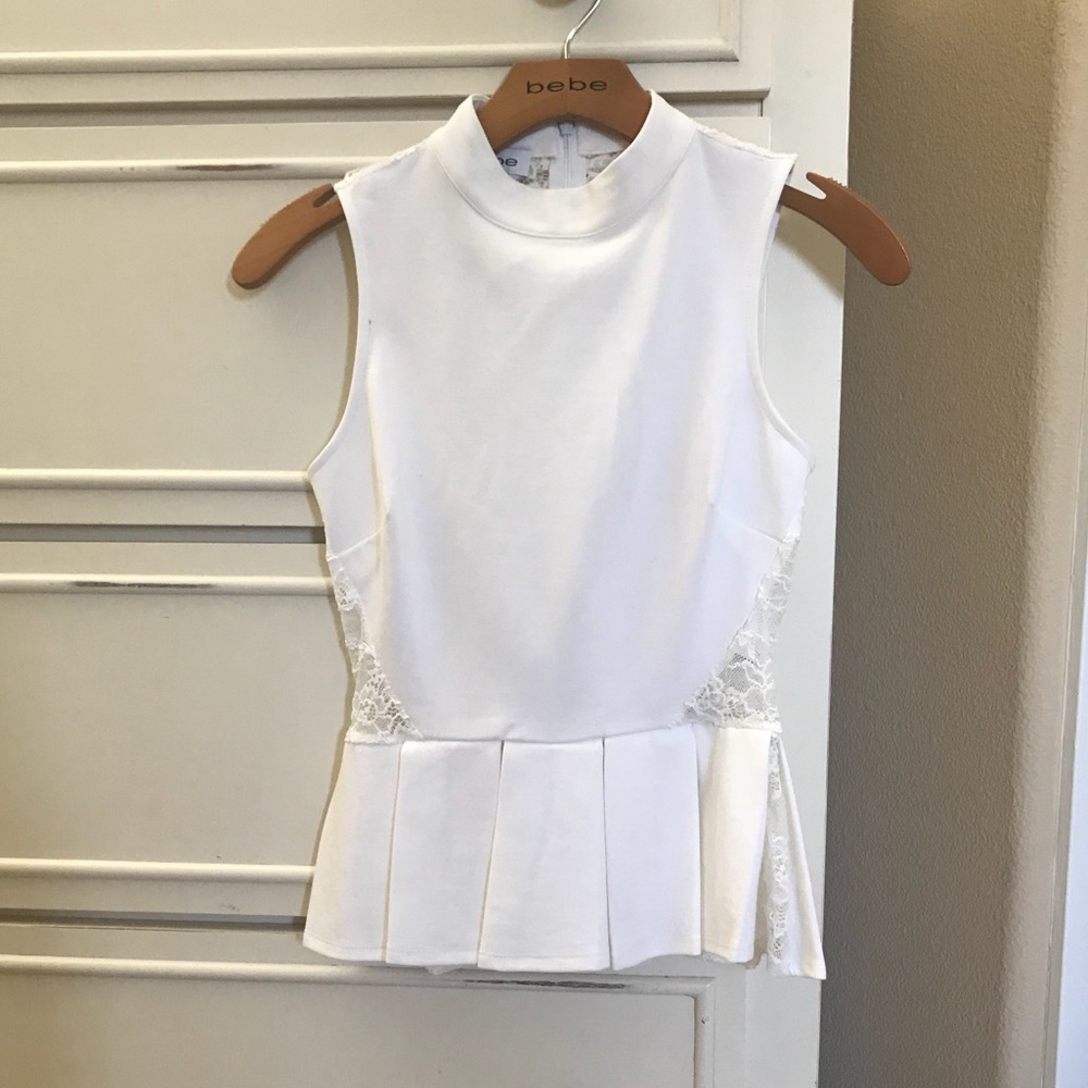 Bebe NWOT White w/lace peplum Top